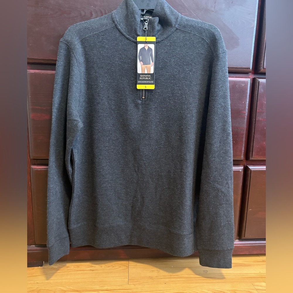 Banana Republic Men's Gray Sweater